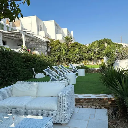 Artemis Hotel