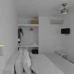 Szálloda Artemis 2*