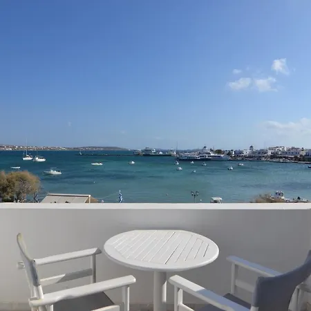 ホテル Artemis Antiparos Town