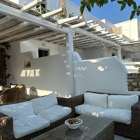 ホテル Artemis Antiparos Town