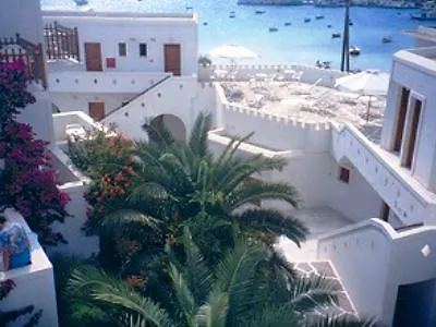 Hotell Artemis 2*